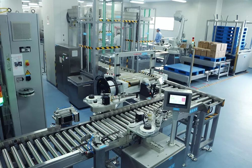 走进范志伟技能大师工作室 精研技术开发之路